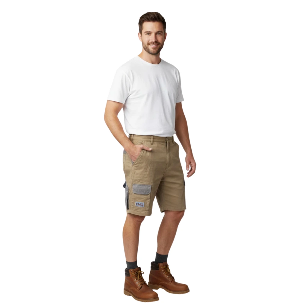 khaki cargo.webp